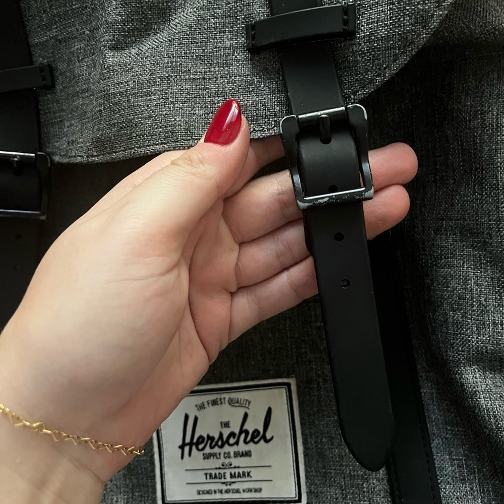 Herschel Backpack - image 8